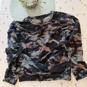 Athlete Balance Printed Pullover